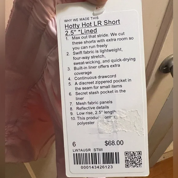 Lululemon Hotty Hot LR Short 2.5” in Strawberry Milkshake - Picture 5 of 5